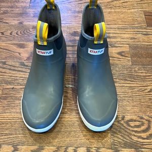 Xtratuf waterproof boots worn once size 11